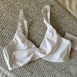 Gymshark Elevate Twist Front Bralette - White - Small